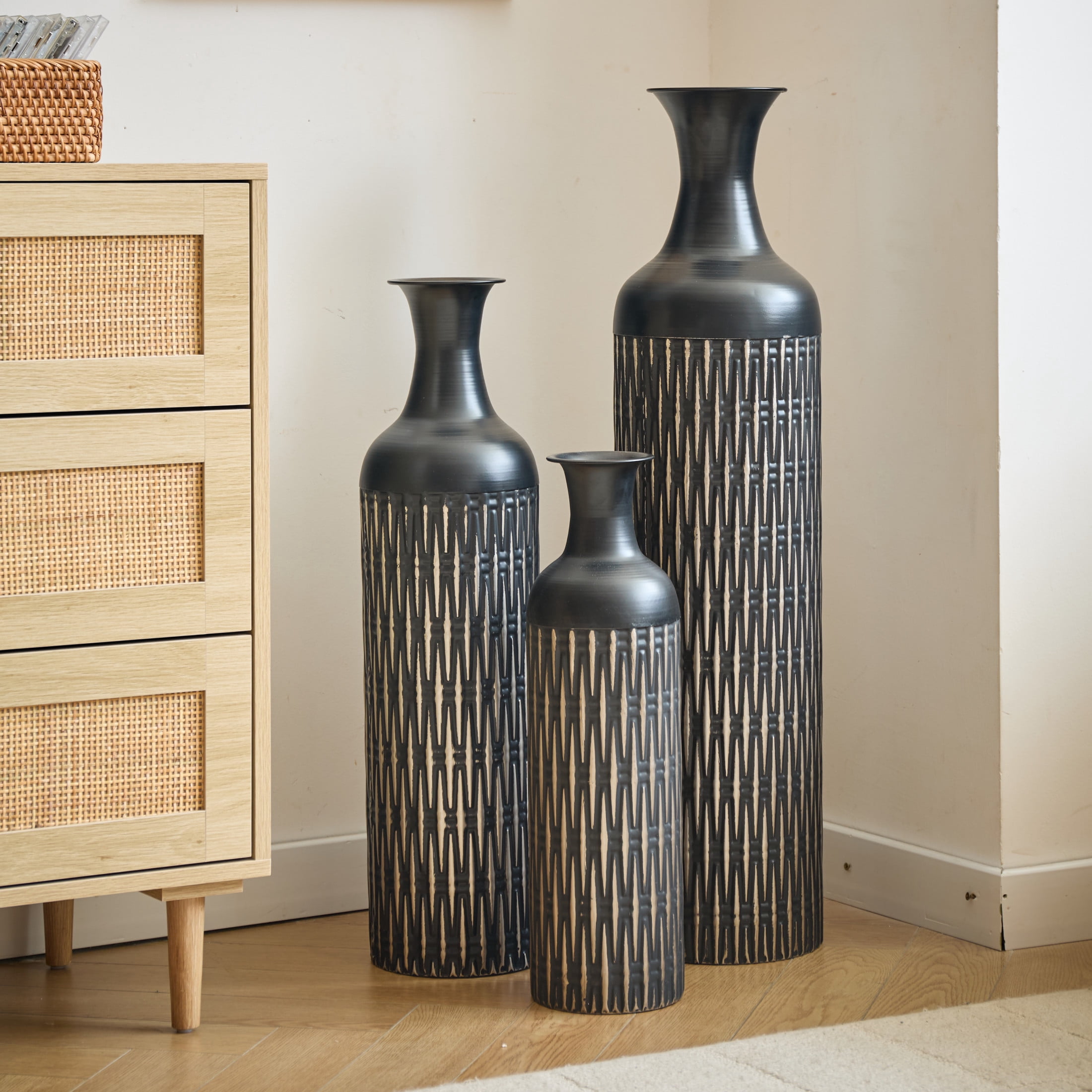 Noble House 3-Piece Metal Floor Vase Set, 32.68", 25.98", 19.69" Textured Decorative Vases, Black