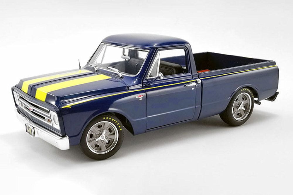 1 18 scale pickup trucks