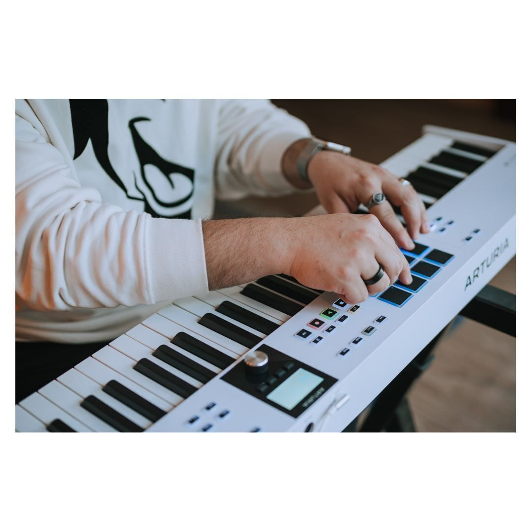Arturia KeyLab Essential 88 Digital Keyboard with DAW