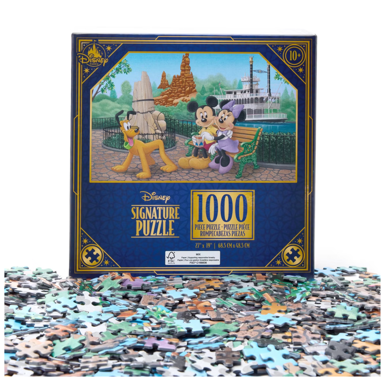 Disney Signature Puzzle Mickey Minnie Pluto in Disneyland 1000