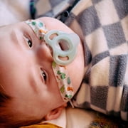 Tommee Tippee Ultra-Light Silicone Pacifier, 6-18m, 4-Count, Symmetrical One-Piece Design, BPA-Free Silicone Binkies
