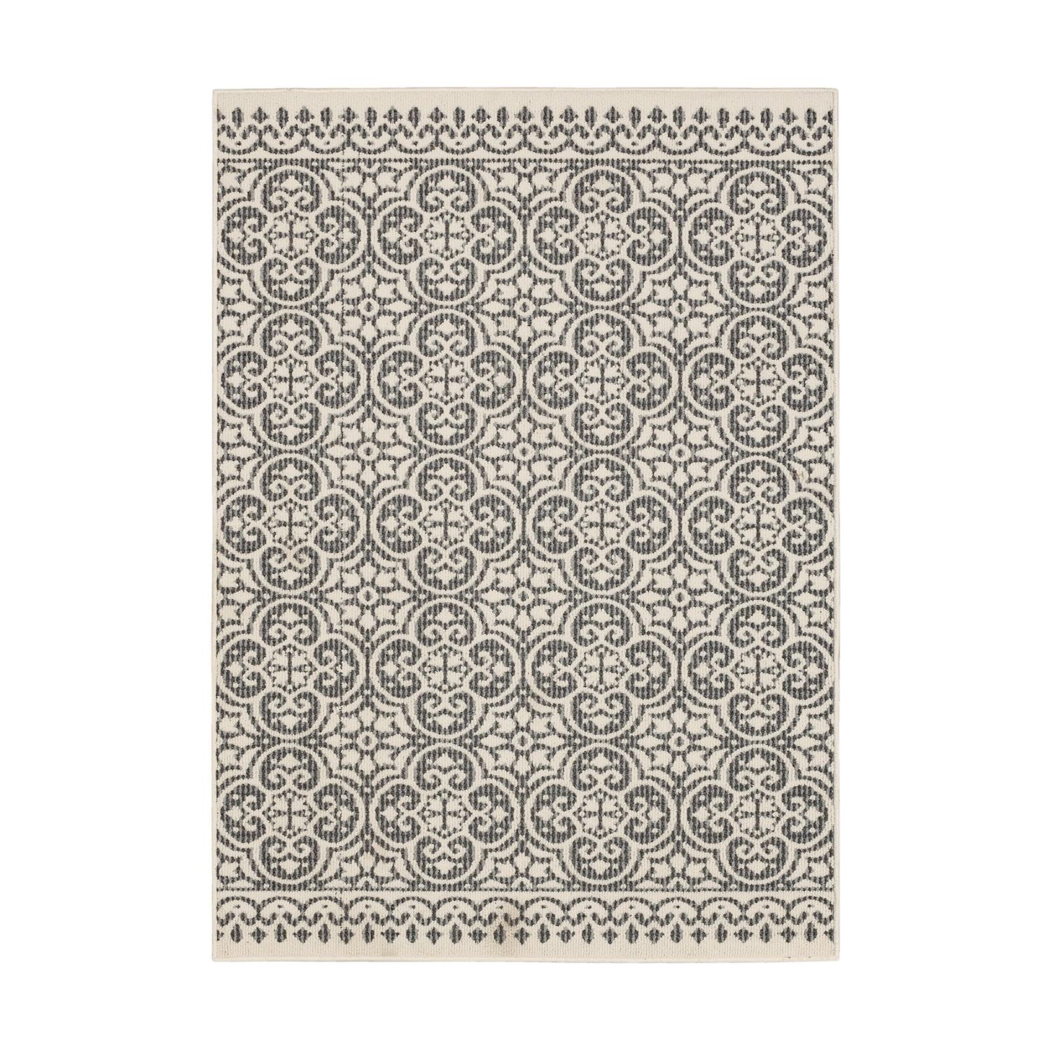 Hometrends Charity Polyester Area Rug