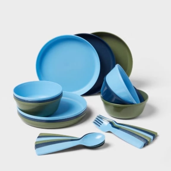 Kids' 24pc Plastic Dinnerware Serving Set Cool Color