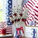 thumbnail image 5 of Tallos de bayas artificiales con motivos patriotas, ramas rojas, blancas y azules | Decoraciones para el 4 de julio, Día de la Independencia | Esquejes florales para el Día de los Caídos y el Día d, 5 of 5