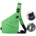 thumbnail image 2 of Bolso de viaje cruzado antirrobo Flyhugs: nailon, correa ajustable, espacioso para mujer/hombre, 2 of 3