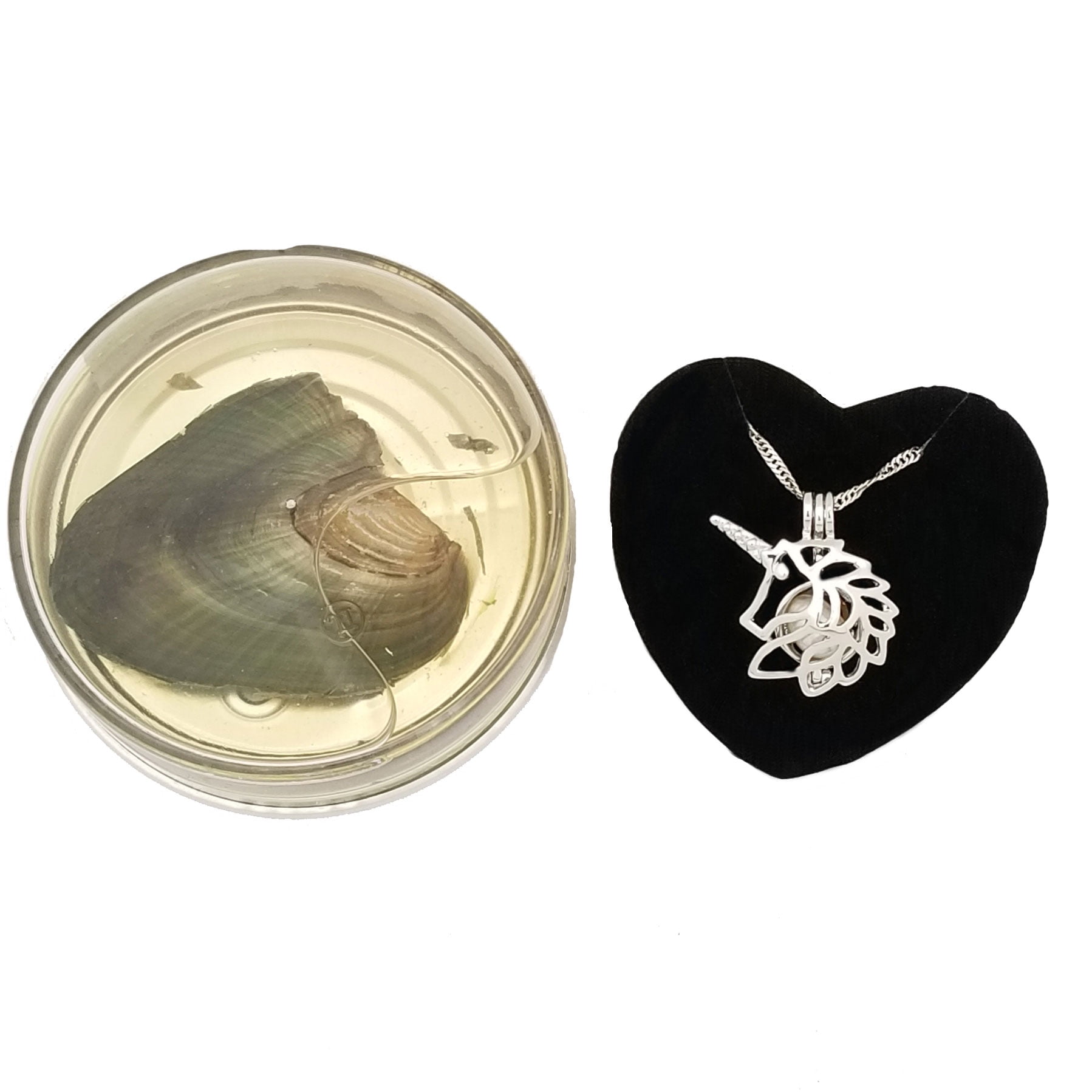 Unicorn love pearl necklace clearance