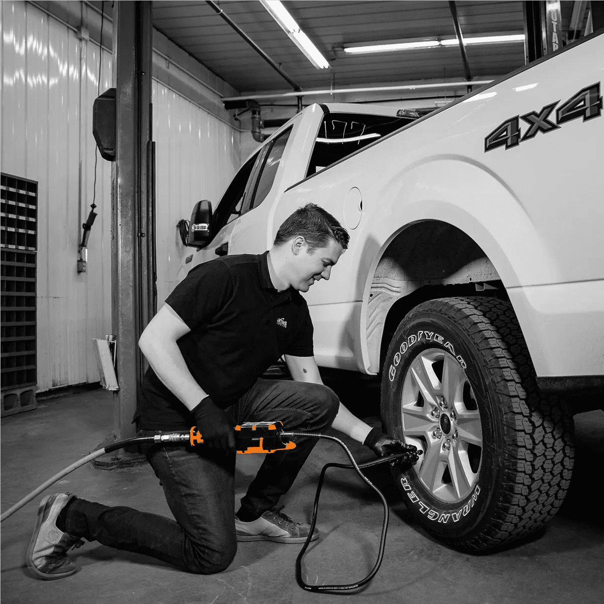 Martins Industries Automatic Tire Inflator - Flatematic Handheld