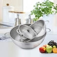 thumbnail image 3 of Juego de 3 Coladores de Acero Inoxidable, Coladores de Cocina, Escurridor de Comida, Escurridor de Pasta y Verduras, Juego de Colador Microperforado con Mango y Base para Escurrir, 3 of 7