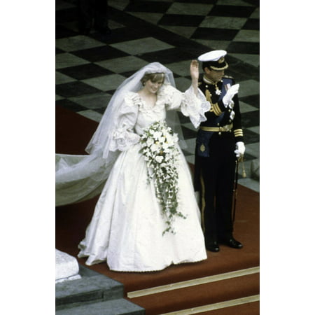 Prince Charles and Princess Diana at their wedding Photo (Princess Diana Best Photos)