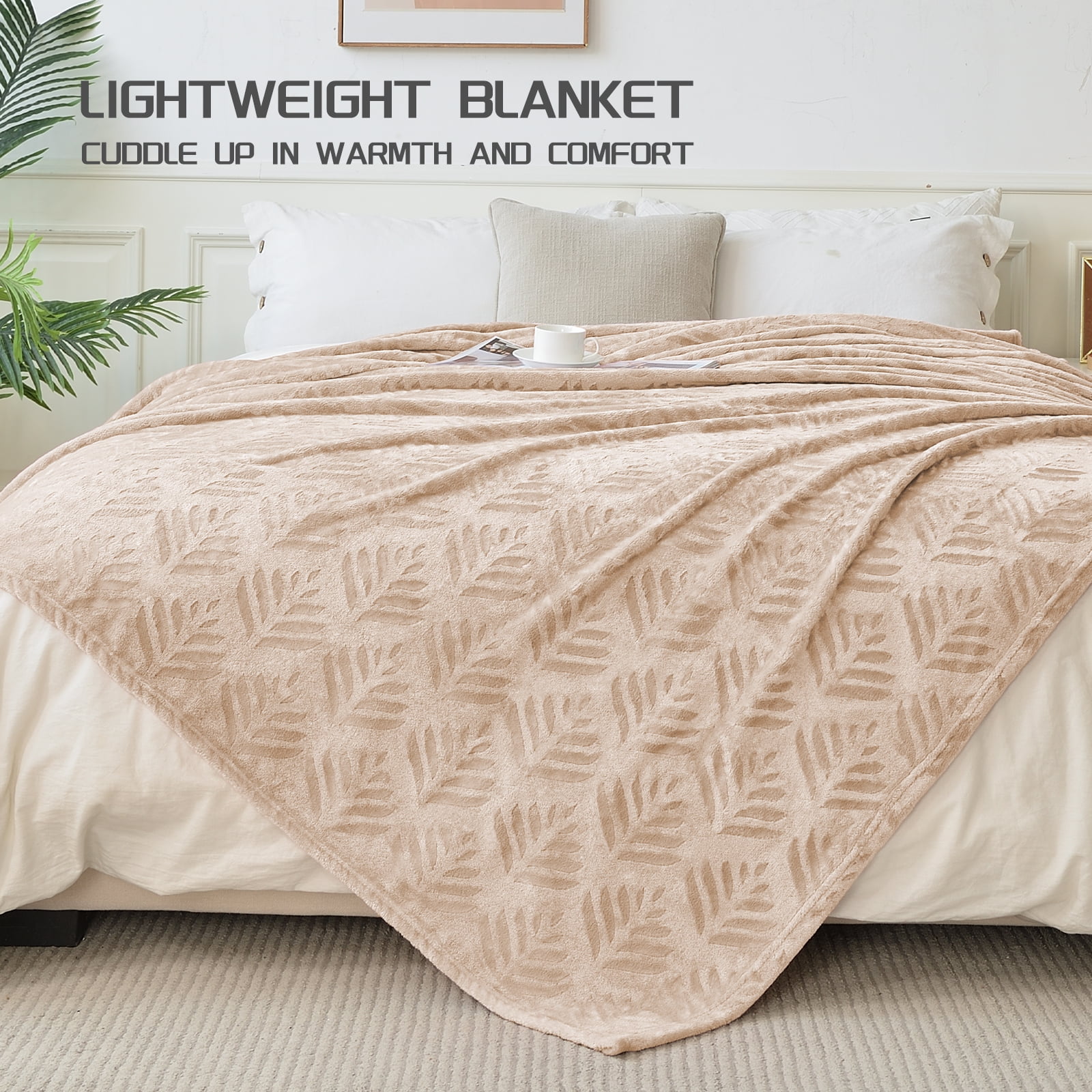 Exclusivo Mezcla Queen Size Fleece Blanket for Bed, Leaves Pattern Super Soft and Cozy Blankets, Plush Fuzzy Lightweight, Camel, 90"x90"
