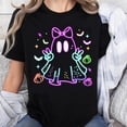 thumbnail image 1 of Playera de Halloween de Algodón 100% para Mujer - Fantasma Brillante con Diseño de Calabazas, Murciélagos y Estrellas - Ideal para Fiestas y Disfraces, 1 of 7