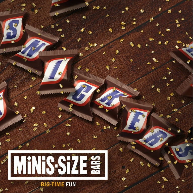  SNICKERS Minis Size Chocolate Candy Bars 18.0-Ounce Family Size  Bag : Grocery & Gourmet Food