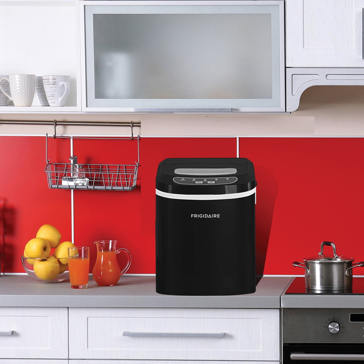 Frigidaire 200-Watt 26 Lbs. per Day Portable Compact Ice Maker, Black