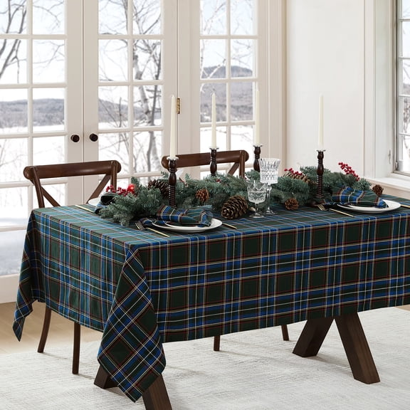 Elrene Home Fashions Stowe Tartan Holiday Plaid Rectangle Tablecloth, Green, 52" x 70" Rectangle