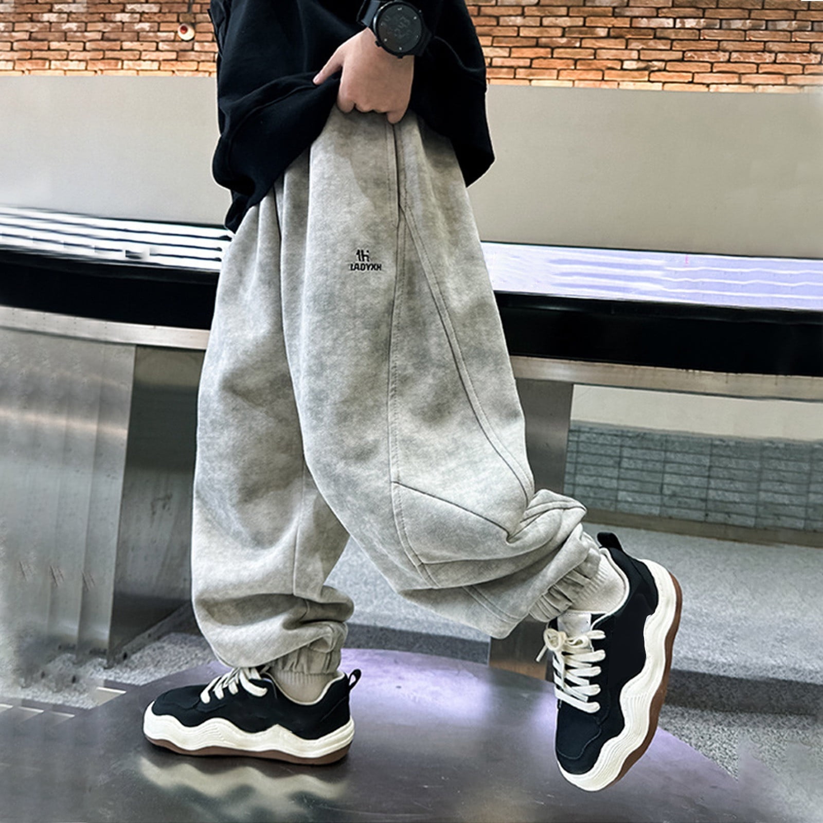 Fgnfyis Boys Winter Lined Thermal Joggers Soft Comfortable Athletic Sweatpants with Thick Warm Inner for Kids Outdoor Activities and Daily Wear Light Gray 14-15 Years