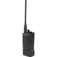 thumbnail image 4 of 2x Radio UHF Bidir. Motorola RDU4100 RDX Bus. Ser. (Negro) (RDU4100) + 2x Mic. c/ Altavoz Rem. HKLN4606 + Spray Desinf. p/ Mic. + 2x Paño Microfibra + Correas Velcro - Pack 2 c/ Pack Mic., 4 of 7