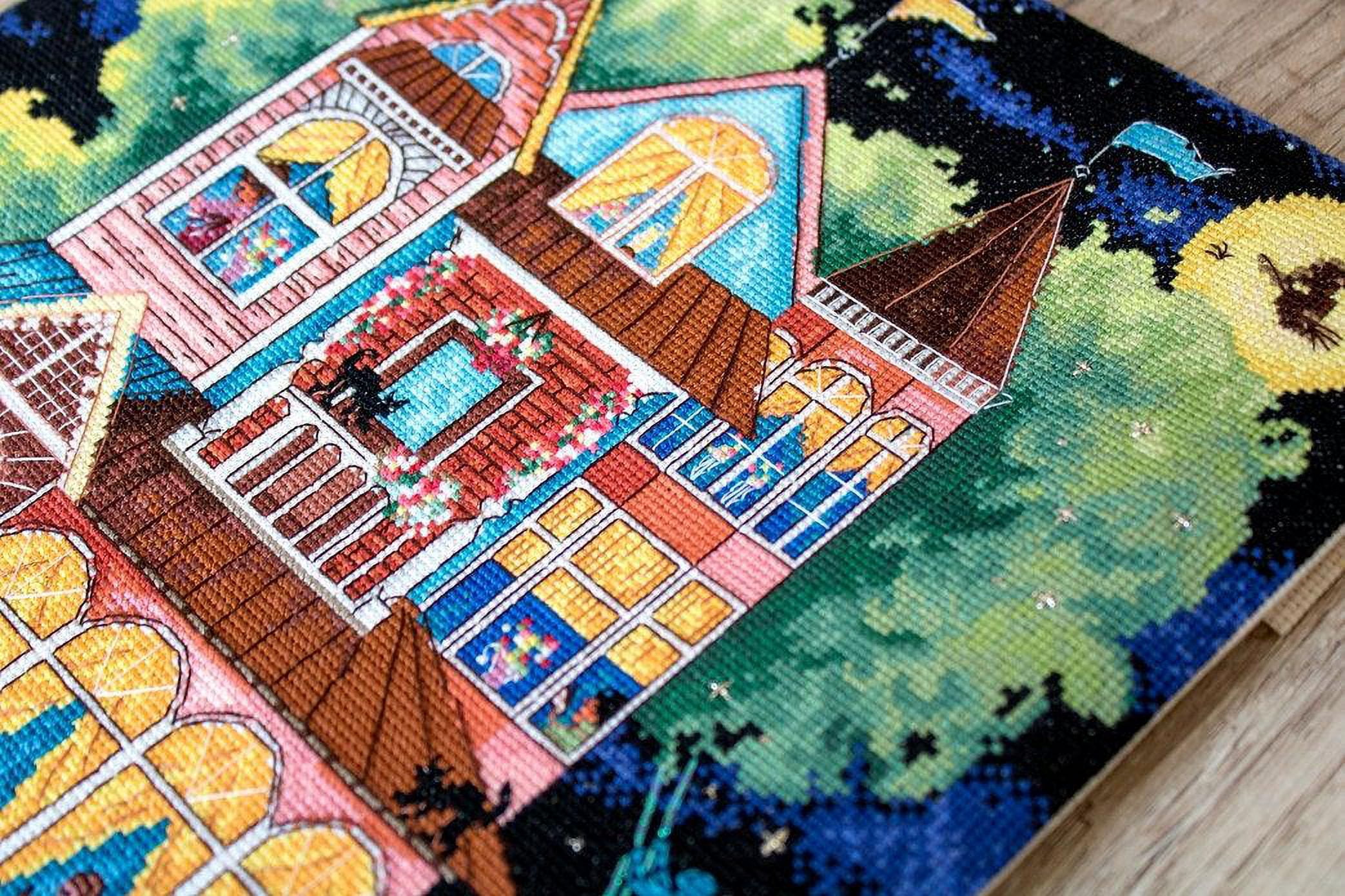 Counted Cross Stitch Kit Fairy tale house Leti937