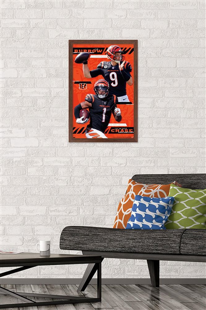 NFL Cincinnati Bengals - Dynamic Duo 21 Wall Poster, 14.725" x 22.375", Framed