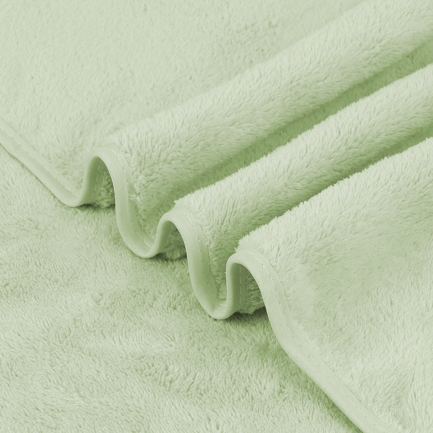 JML Large Bath Towels with Hanging Loop, 6 Pack, 30"x60", Light Green, 350GSM, Soft, Absorbent, Microfiber Towel Quick Drying, Lint-free, No Fading