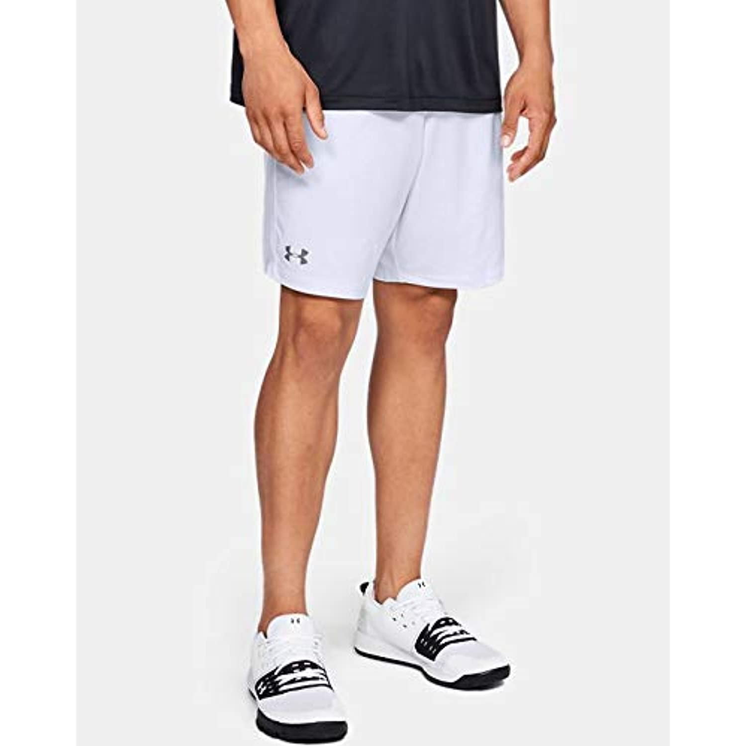 Under Armour Mens UA Raid Pocketed 