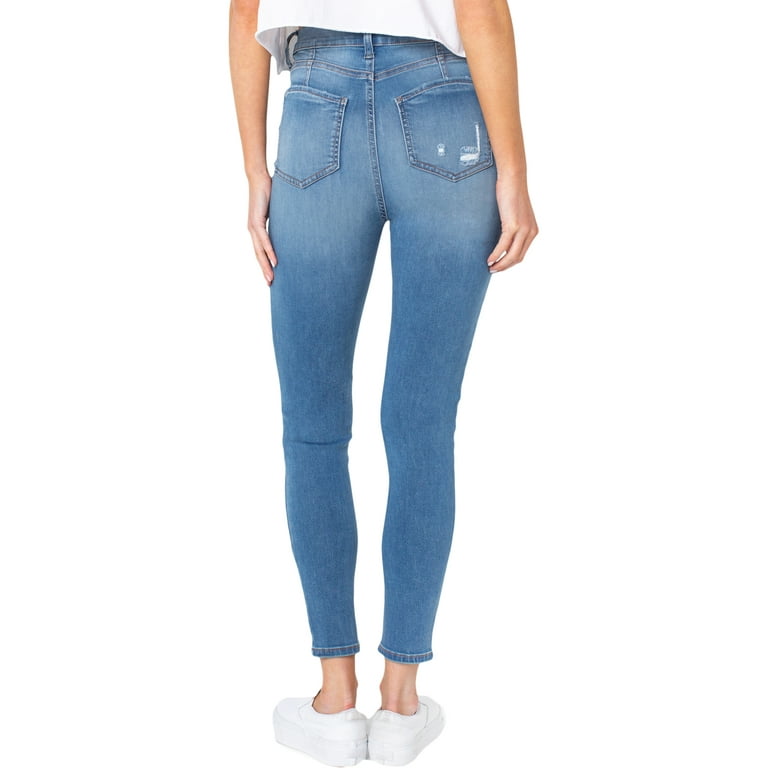 Celebrity pink curvy skinny jeans 2025