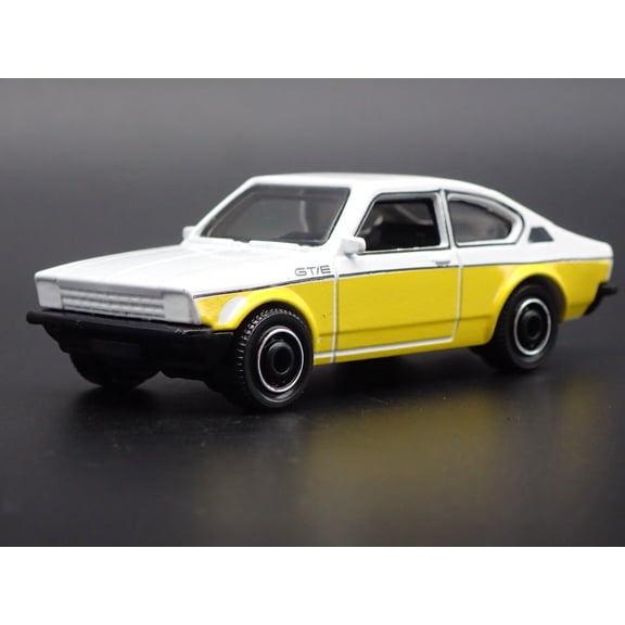 Open Box 1973-1979 OPEL KADETT COUPE GTE 1:64 SCALE COLLECTIBLE DIORAMA DIECAST MODEL CAR