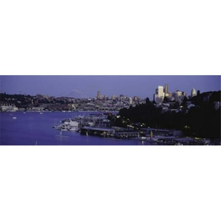 Panoramic Images PPI123902L City skyline at the lakeside with Mt Rainier in the background  Lake Union  Seattle  King County  Washington State  USA Poster Print by Panoramic Images - 36 x