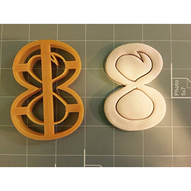 Number Eight in Comic Font Cookie Cutter- Fast Shipping - Sharp Edges - Exceptional Quality