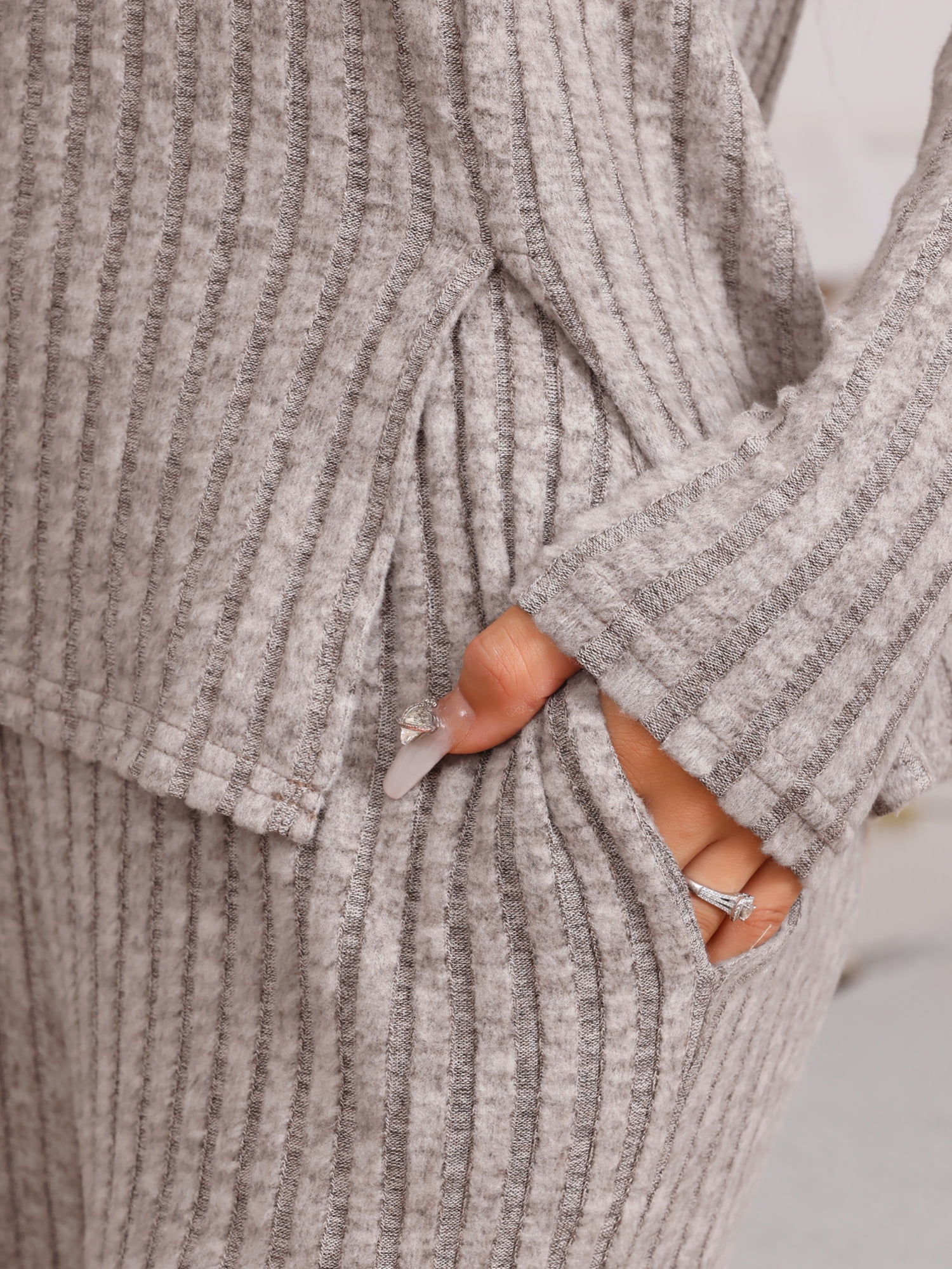 DARING DIVA Women's Knit Long Sleeve Ribbed Sleepwear Soft Crewneck Sets XS Brown