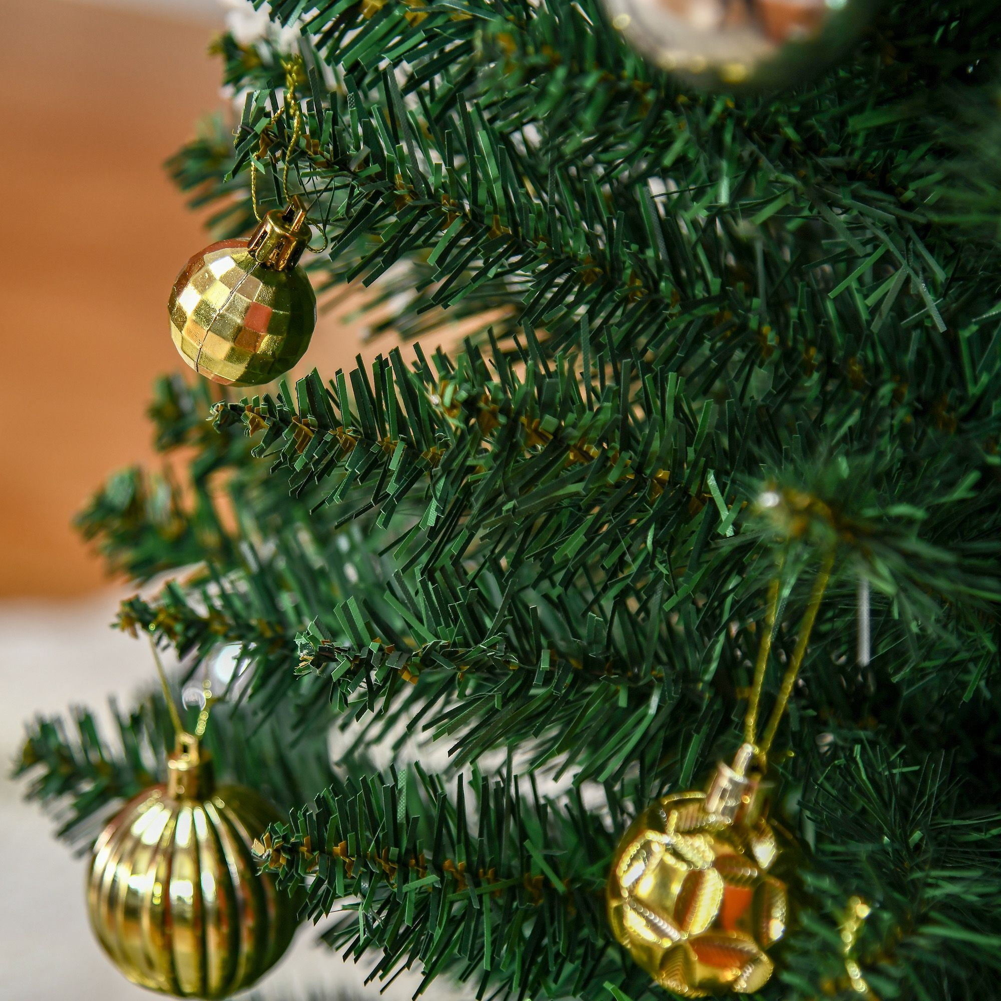 Pencil Christmas Tree, 6 ft Unlit Slim Artificial Tree with 390 Tips, PVC Hinged Design for Home Holiday Decoration