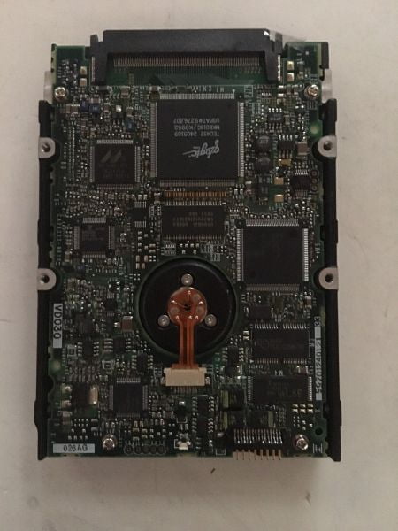 HGST HTS725050A7E630 P/N: 0J32835 MLC: DA5337 500GB China