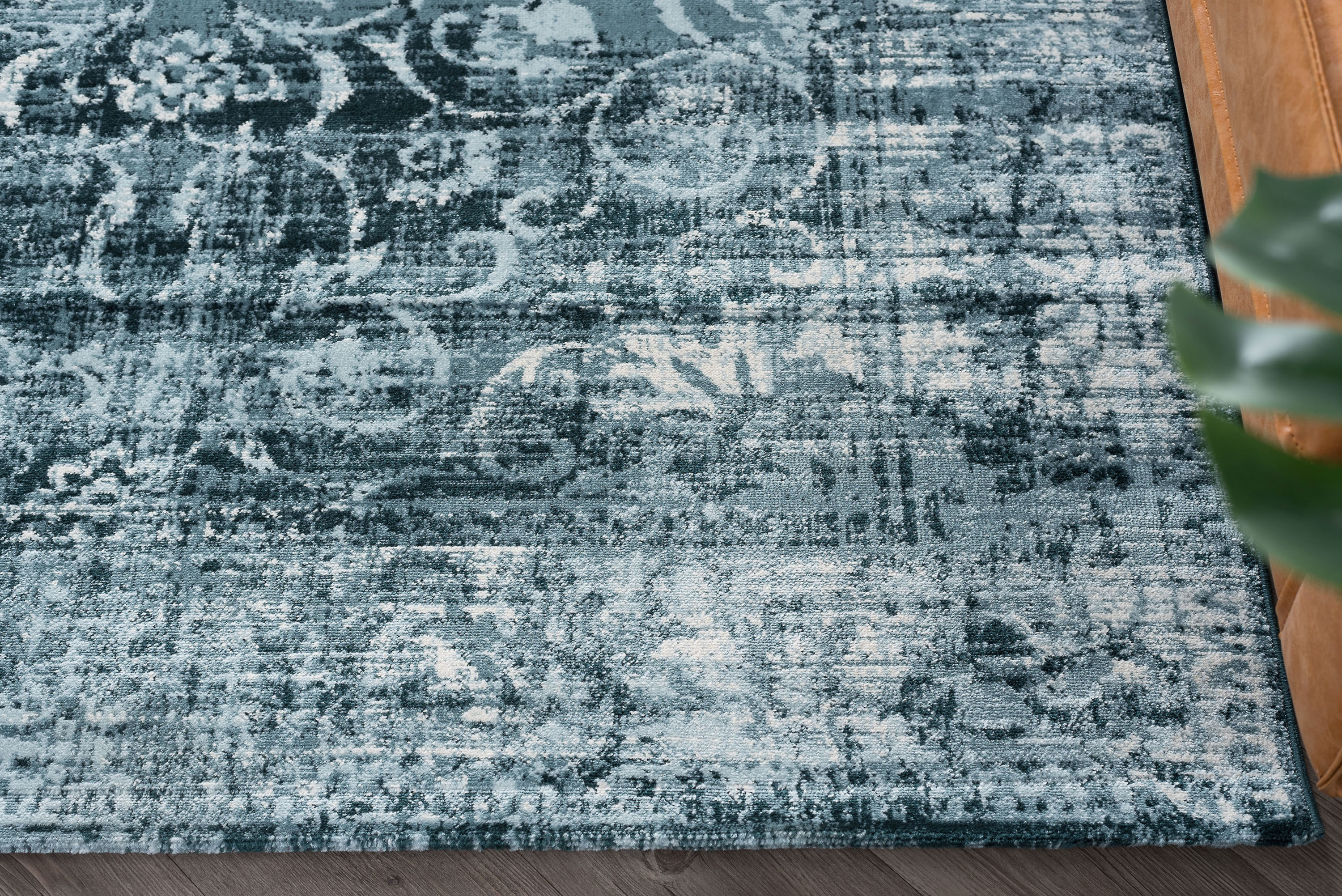 Transitional 5x8 Area Rug (5'3'' x 7'3'') Oriental Blue, Ecru Living Room Easy to Clean