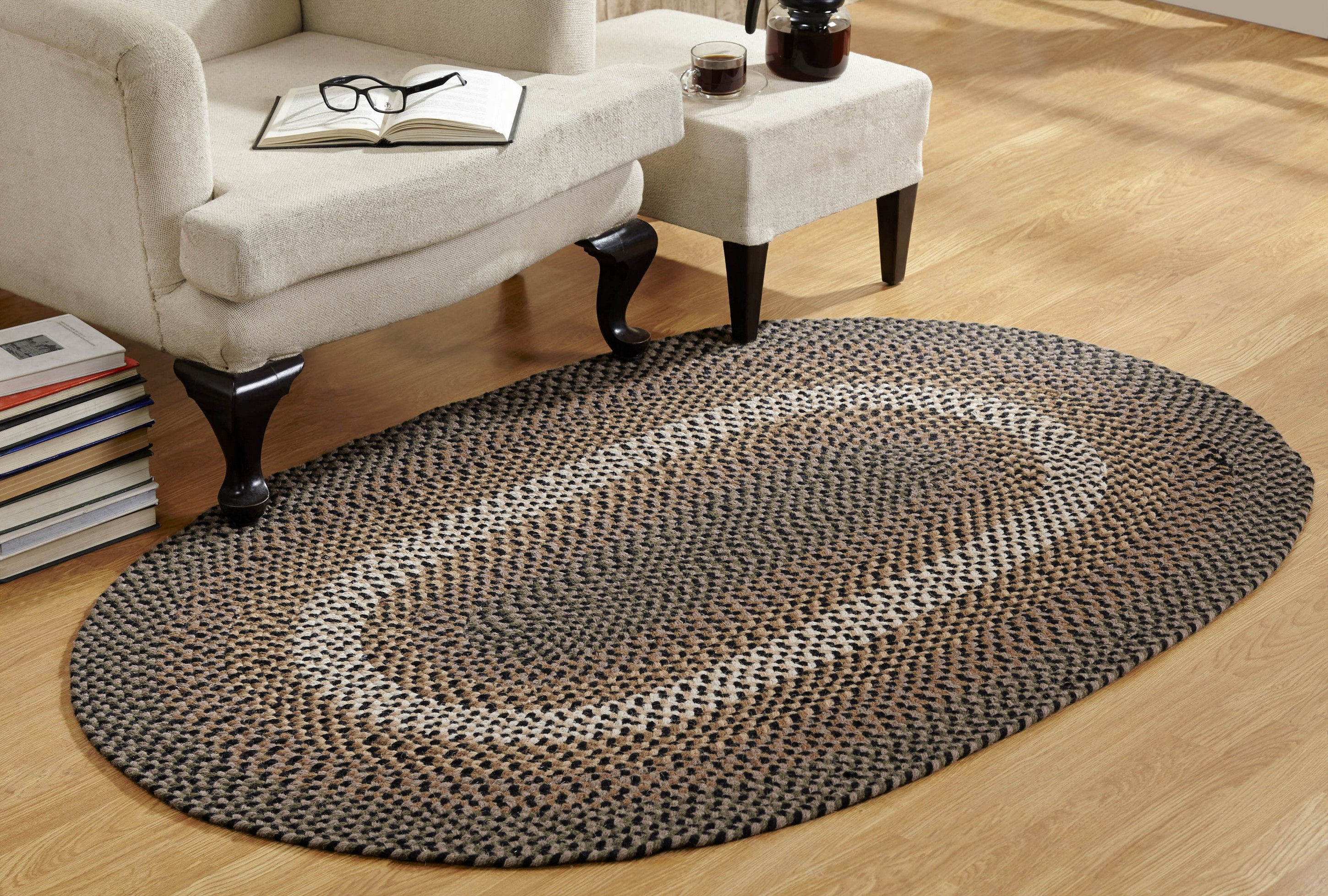 Better Trends Oval Braided Rug 27"x 48" 100% Wool Mat for Indoor Use, Area Rug for Bedroom Woodbridge Collection - (Black)
