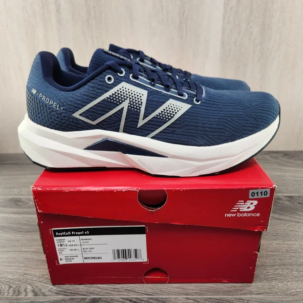 New Balance FuelCell Propel v5 Size 10.5 Mens Blue Grey White Running Shoes
