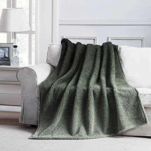 VCNY Jessica Ombre Throw Blanket