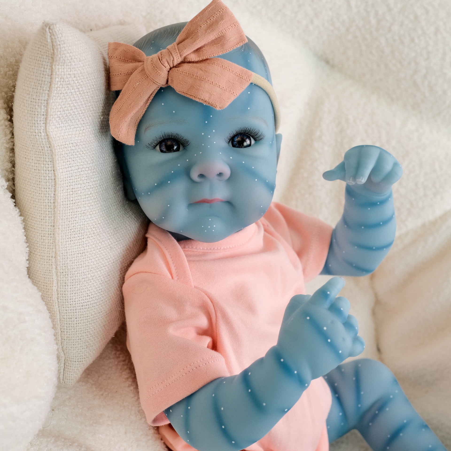 Lifelike Reborn Baby Dolls Full Body Silicone Girl- 18 Inch Soft Body Realistic Newborn Baby Dolls 3D Painted Sleeping Dolls Real Life Elf Baby Doll Toy for Kids Age 3 +