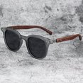thumbnail image 5 of Gafas de sol con montura de madera para hombre y mujer, lentes cuadradas clásicas de marca, lentes de revestimiento para conducir, novedad, 5 of 5