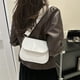 thumbnail image 1 of Bolso de hombro informal para mujer Lisbinx - Bandolera de piel sintética - 19,5 x 15,5 x 6,5 cm - Correa ajustable - Negro/Blanco/Caqui - Regalo para mujer, 1 of 7