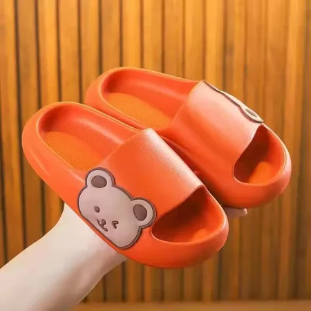 

Unisex Non-slip Slippers Slides With Bear Design