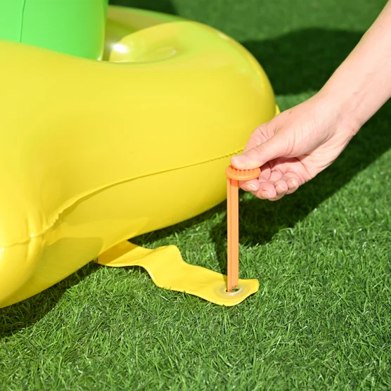 Inflatable Kids Water Sprinkler Tunnel with Fun Frog Design for Outdoor Lawn Play