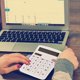 thumbnail image 4 of Calculadora Solar de 12 Teclas con Doble Alimentación | Batería de Respaldo | Pantalla de 12 Dígitos | para Oficina, Contabilidad, Finanzas y Supermercados | Opciones En Negro, Blanco, Azul, Verde y, 4 of 7