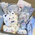 thumbnail image 2 of Caja de regalo de cumpleaños Kawaii Sanrio Hello Kitty Kuromi, colgante de muñeco de peluche Cinnamoroll My Melody, accesorios de Anime con corazón femenino bonito, 2 of 4