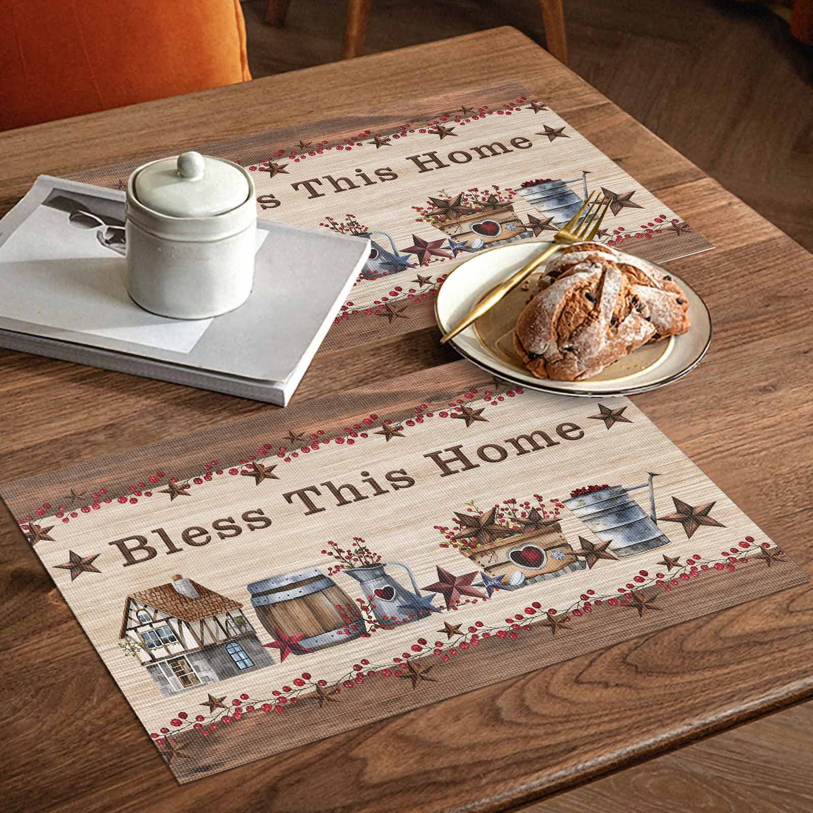 Placemats Set of 4, Western Star Texas Placemats Set of 4, Red Berry Farmhouse Wood Grain Tablemats Placemat Table Decoration for Kitchen Table Dinner Party Home Decor Indoor Outdoor 13x19 Inch