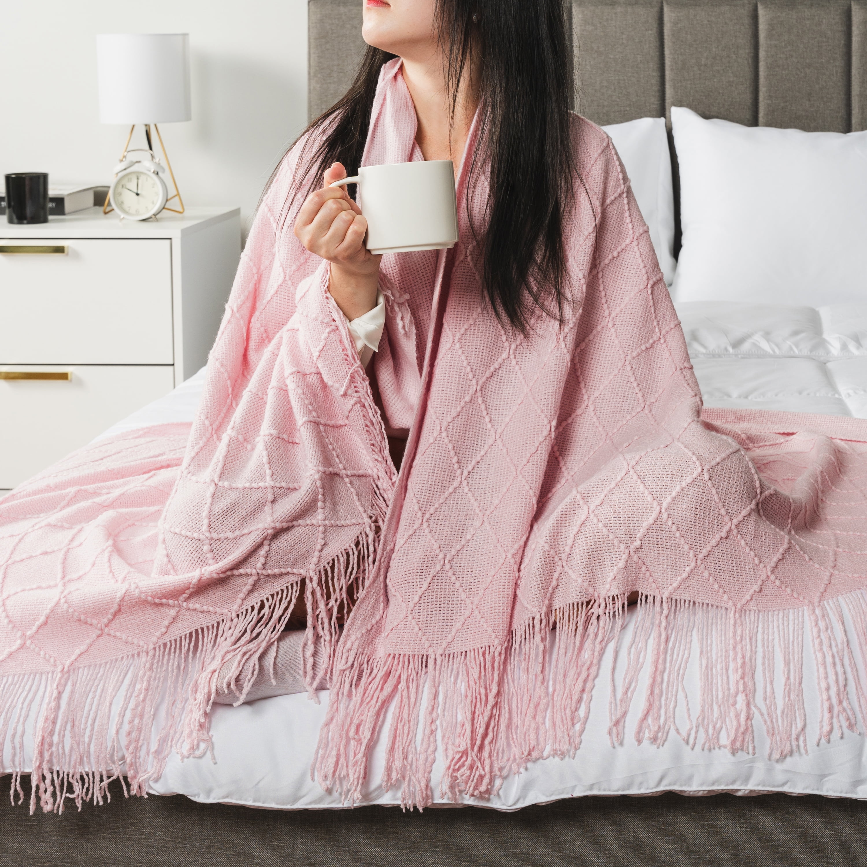 PAVILIA Light Pink Knit Throw Blanket for Couch, Twin Bed, Soft Knitted Farmhouse Sofa Throw for Living Room, Lightweight Decorative Summer Blanket for Chair, Outdoor Textured Boho Blanket, 60x80