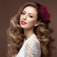 thumbnail image 1 of Paquete de 2 pinzas para el cabello con flor de rosa, accesorios para el cabello con flor de rosa para mujer, pinzas para el cabello para boda, bailarina flamenca (rojo oscuro), 1 of 5