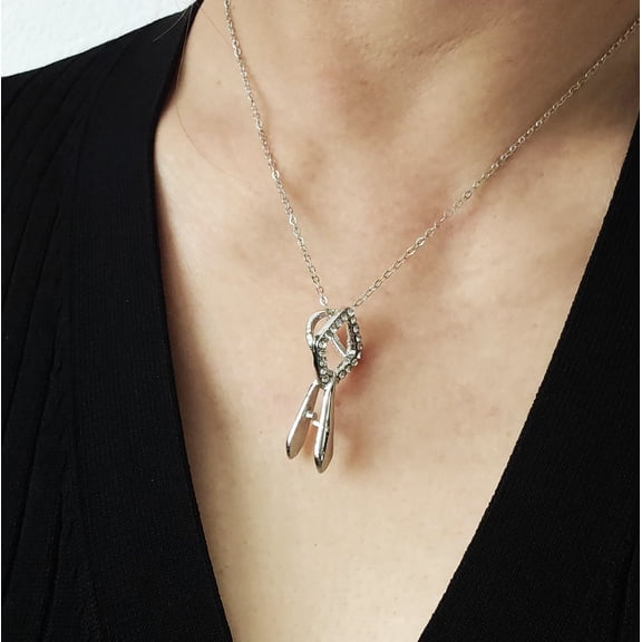 Omodo Vintage Style Diamond Shaped Necklace