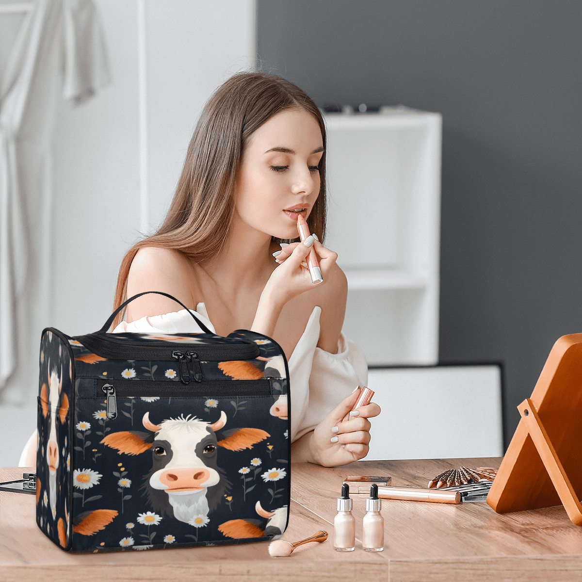 Herdesigns Floral Cow Toiletry Bag for Women, Travel Makeup Bag, Waterproof Hanging Cosmetic Organizer for Toiletries & Makeup Essentials