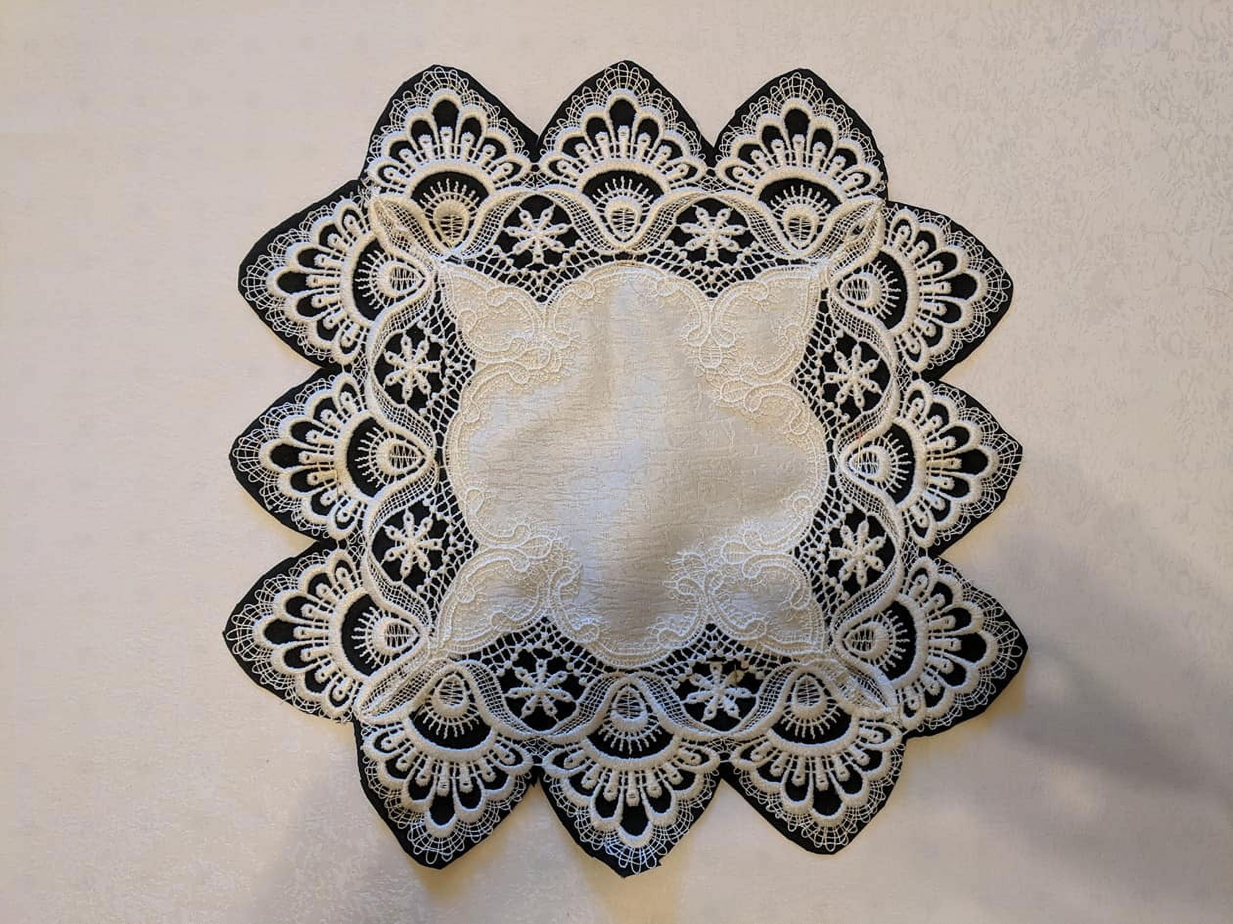 Doily Boutique Doily - Thumbnail 3
