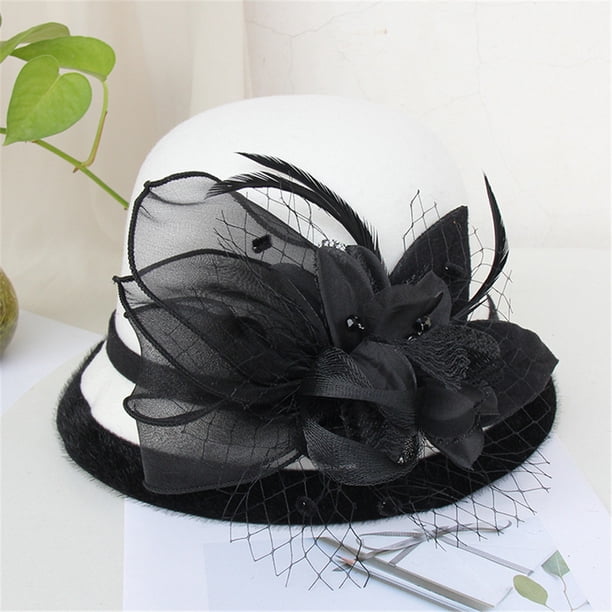 Womens Winter Beret Hats Fashion Painter Cap Vintage Warm  display picture 1