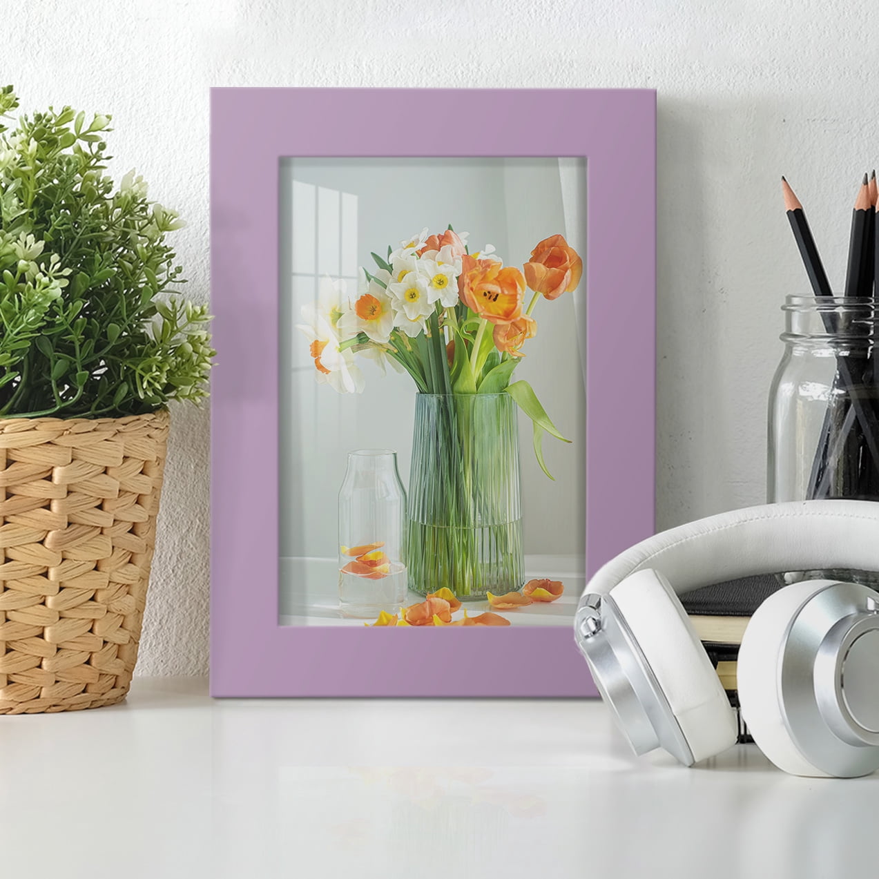 Modern 5 in. x 7 in. Violet Picture Frame (Set of 4)